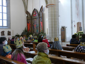 Diözesale Aussendung der Sternsinger des Bistums Fulda in St. Crescentius (Foto: Karl-Franz Thiede)